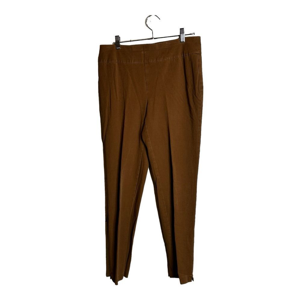 Chico’s fabulously slimming pants Chicos sizing  size 0.5 fit size 6 see chart
